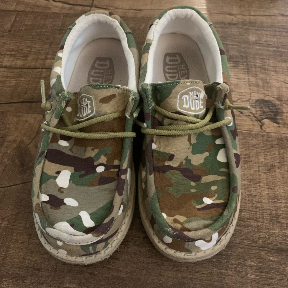 Hey Dude Kids Green Camo Moccasins